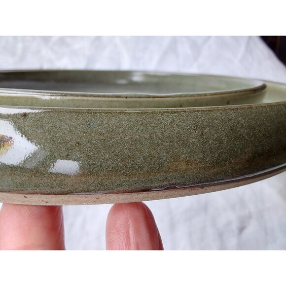 Very large posy ring green glaze handmade studio pottery signed Baty 9.5 inch - Picture 6 of 7
